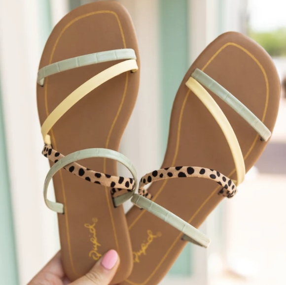 ALOE SANDALS - Picture 3 of 3